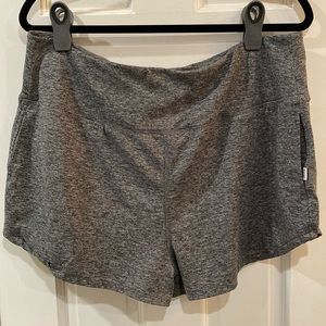 FEAT blanket blend move shorts - XL EUC
